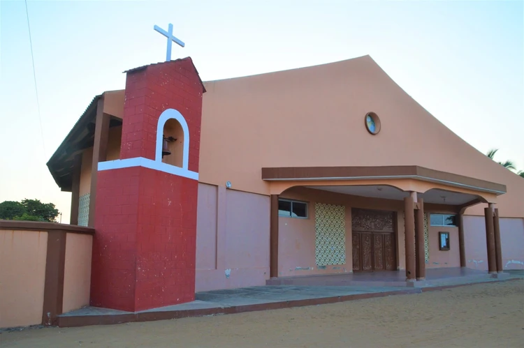 Eglise Catholique d'Agoué