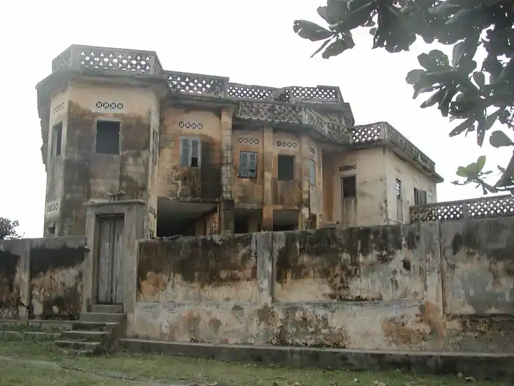 Maison colonial à Hêvè