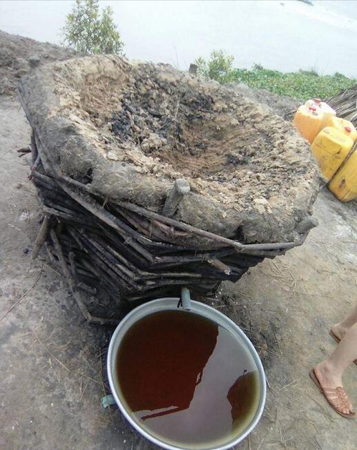 Extraction de l'eau salé. Extraction de l'eau salé.